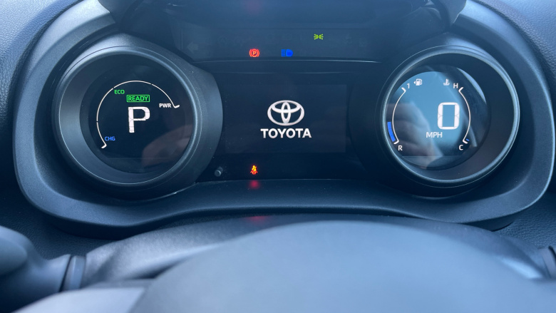 Toyota Yaris 1.5 Hybrid Design 5dr CVT Hybrid Hatchback